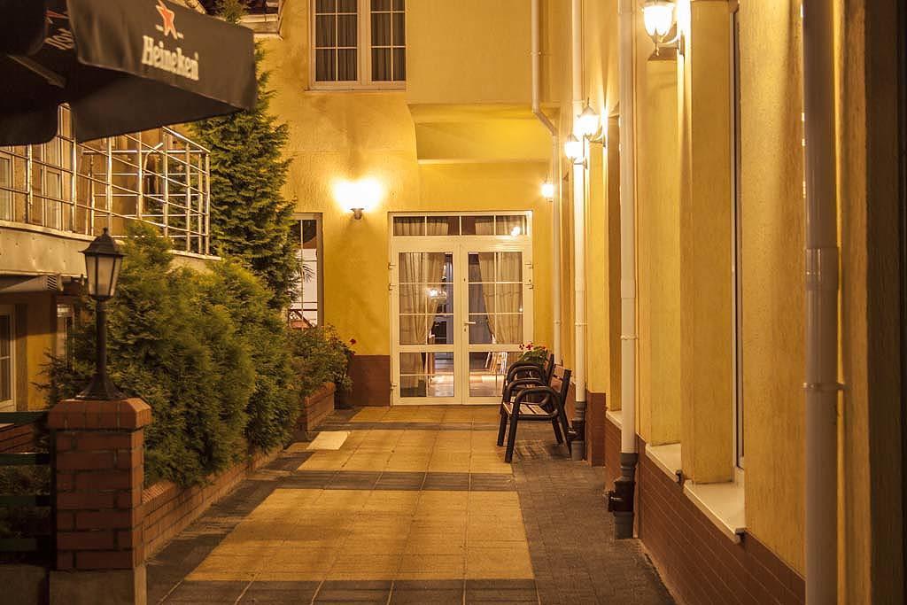 Pensjonat I Klub Jezdziecki Michelin Влоцлавек Экстерьер фото